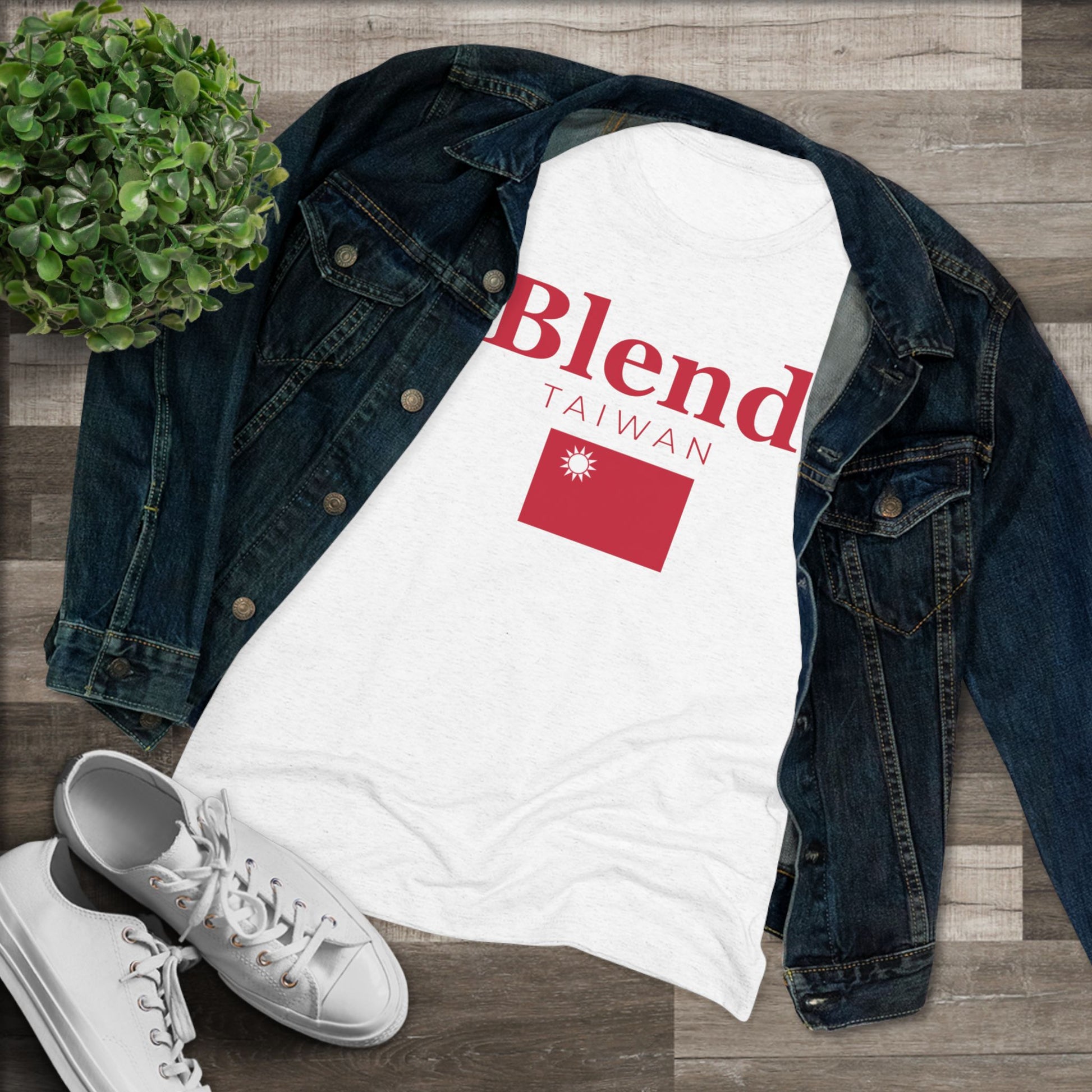 Blend Taiwan | Women's Triblend Tee with Inspirational Design